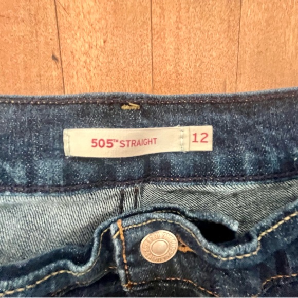 Levi’s 505 Dark Wash Straight Leg Jeans - Picture 3 of 5